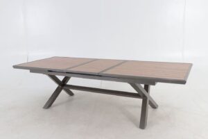 Thermal transfer printing pull-out table